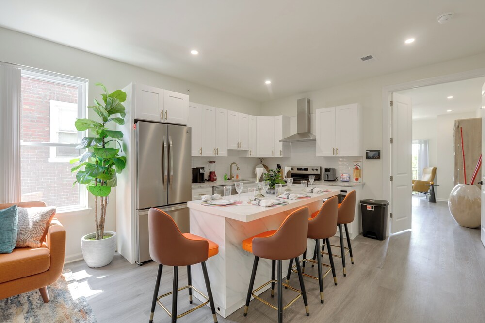 Penthouse Condo w/ Rooftop Deck in Philadelphia!
