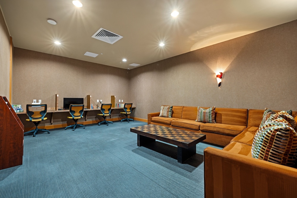 meeting & event spaces