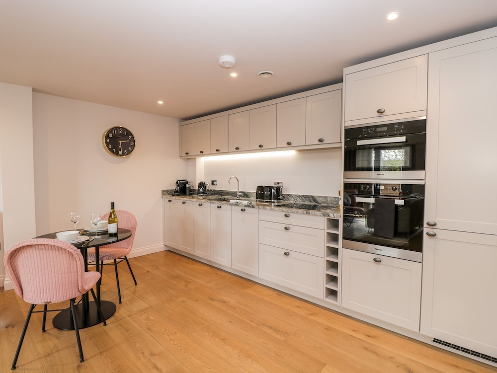 35 Hope Place