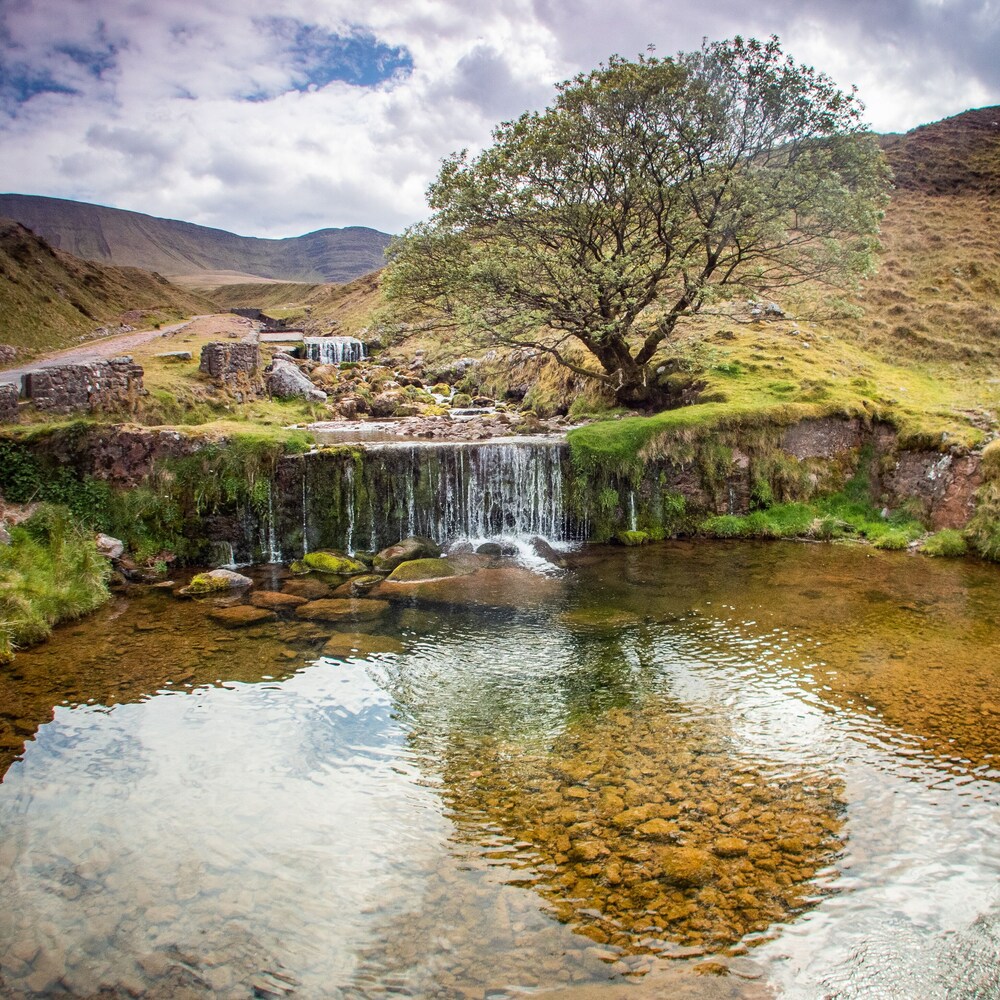 Hilltops Brecon Holiday Cottages view 3