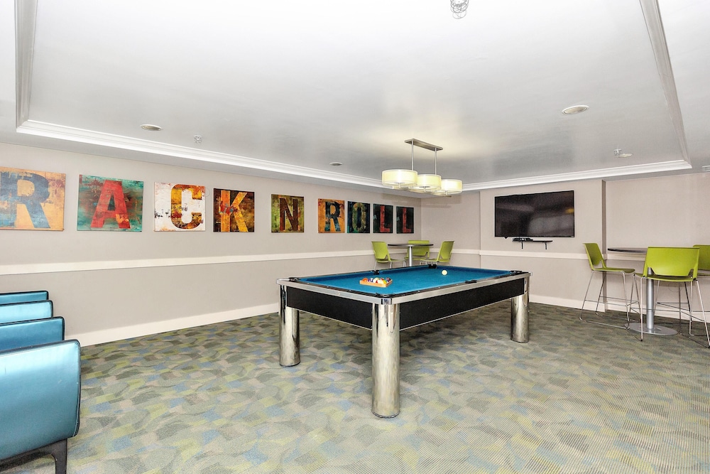 Dharma Home Suites Coral Gables at Gables Grand Plaza, 写真 85