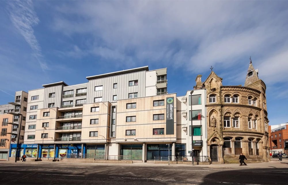 Albert Court