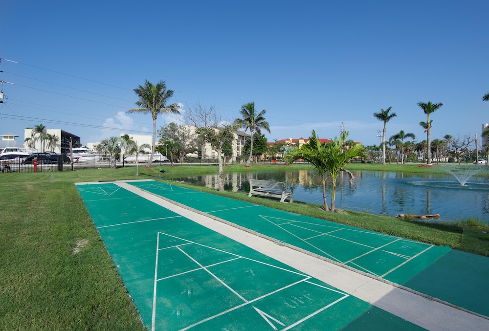 Estero Beach & Tennis Club-penthouse 3A