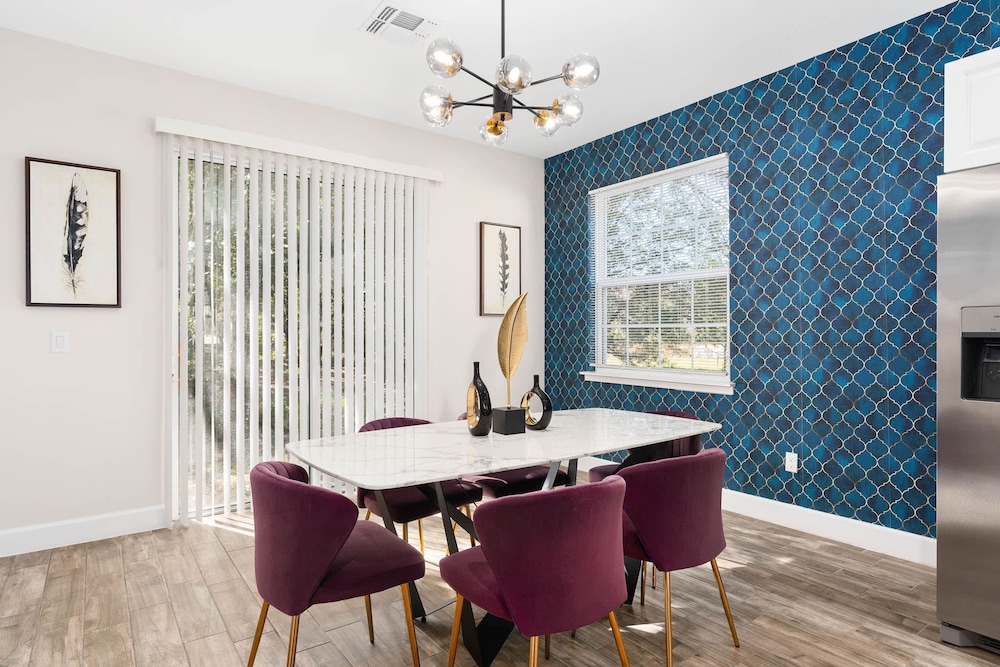 Super Luxe- Sleeps 17 W Designs Near Disney