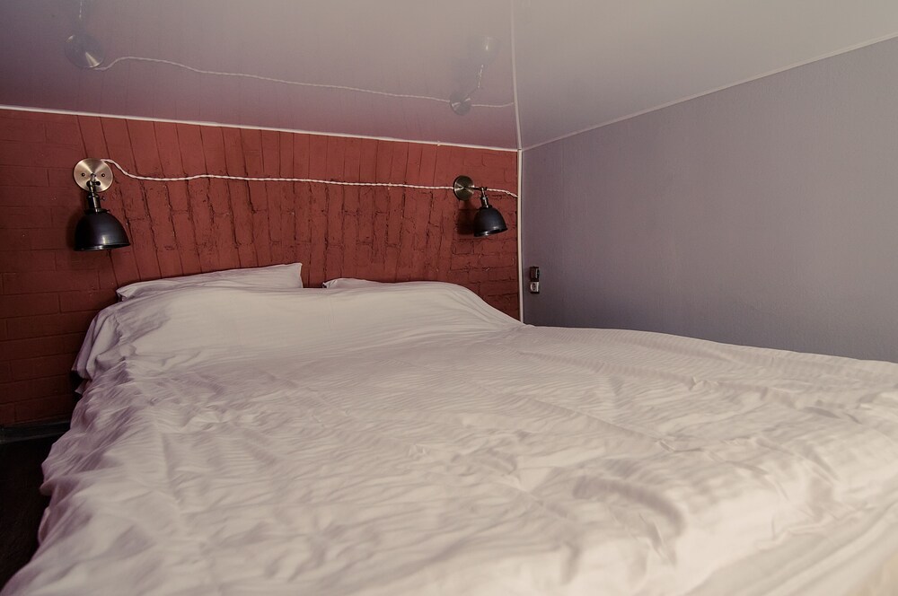 Apartment at the Red Bridge
