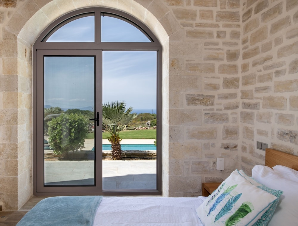 Villa Aurora Luxurius Living