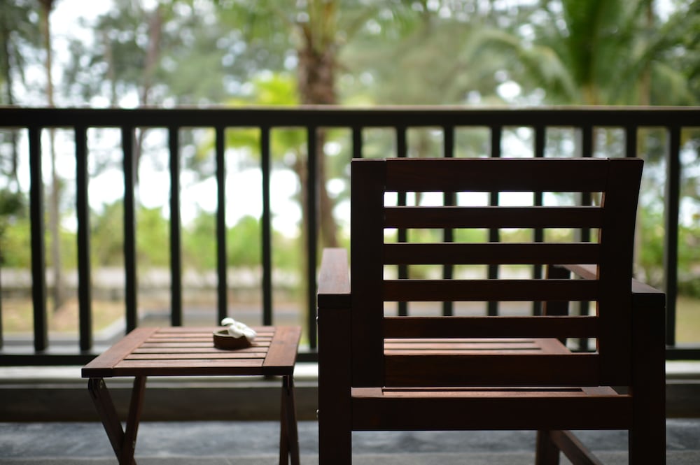 Grand Southsea Khaolak Beach Resort