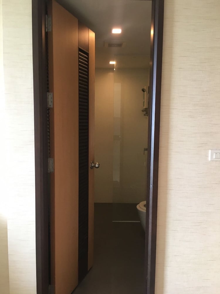 Hua Hin Beach Rocco Condo by THR