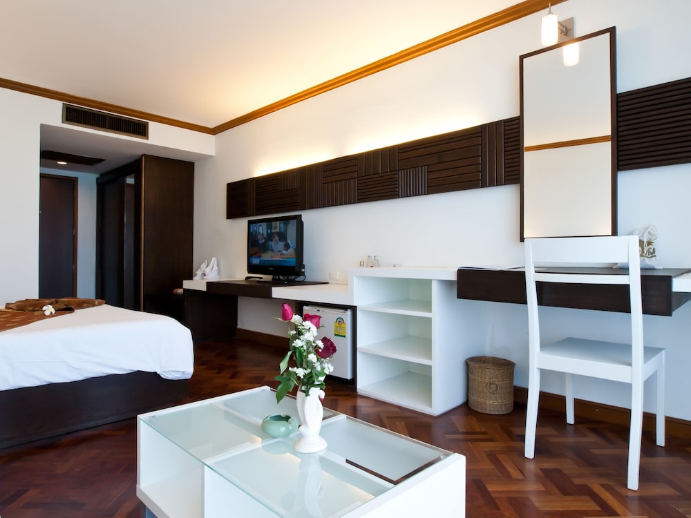 GRAND JOMTIEN PALACE HOTEL