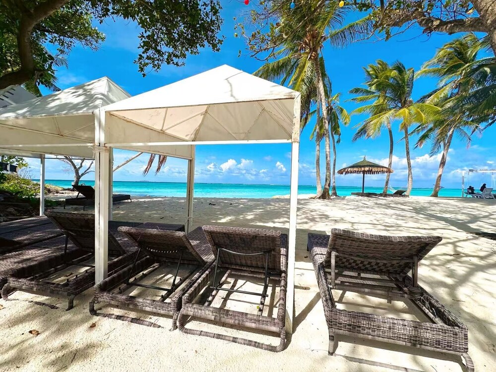 WhiteSand