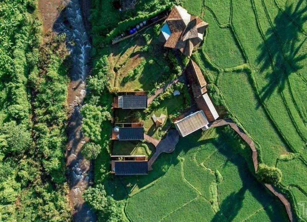 Lomhaijai Homestay