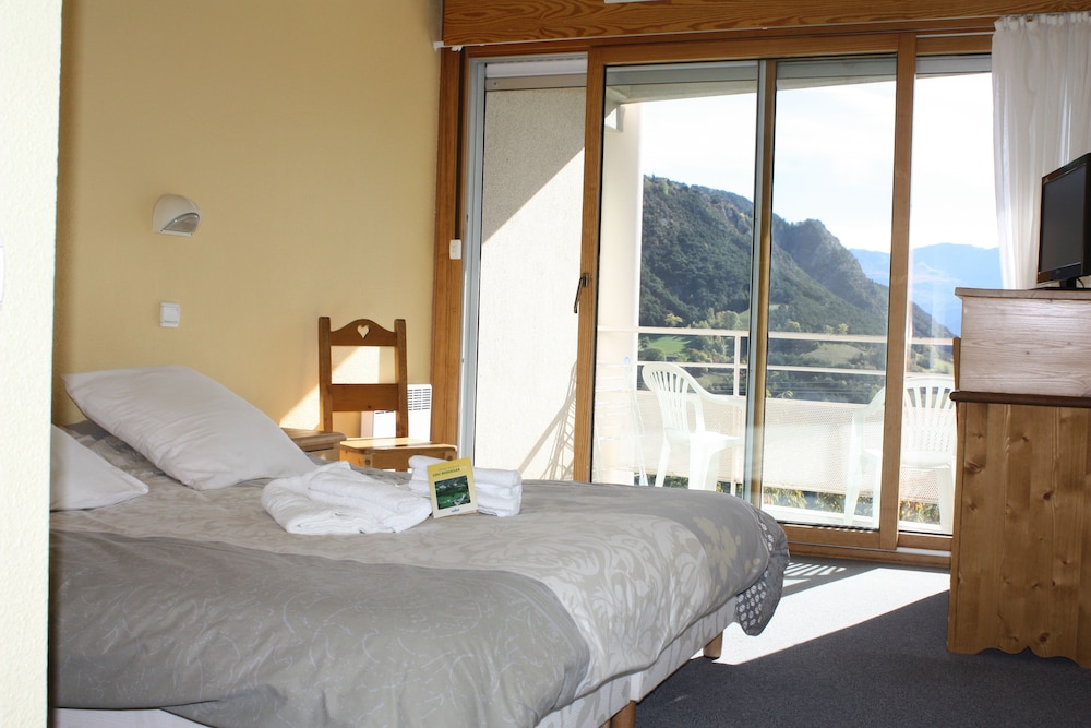 Lou Riouclar view 5
