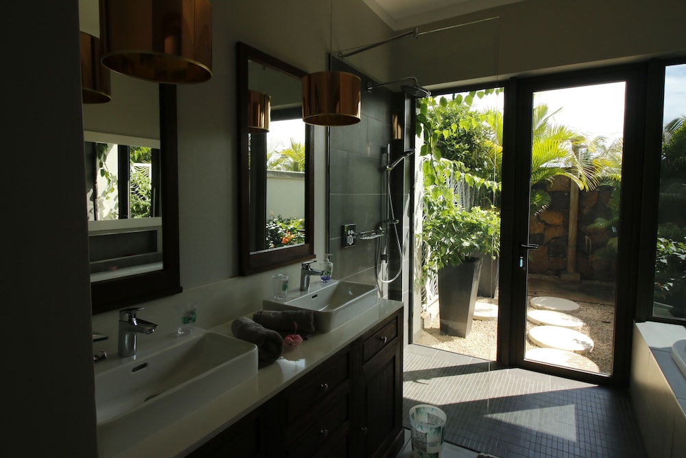 Royal Park Villa De Luxe 3 Chambres view 4