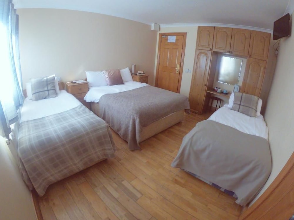 The Foggy Dew Inn, photo 18