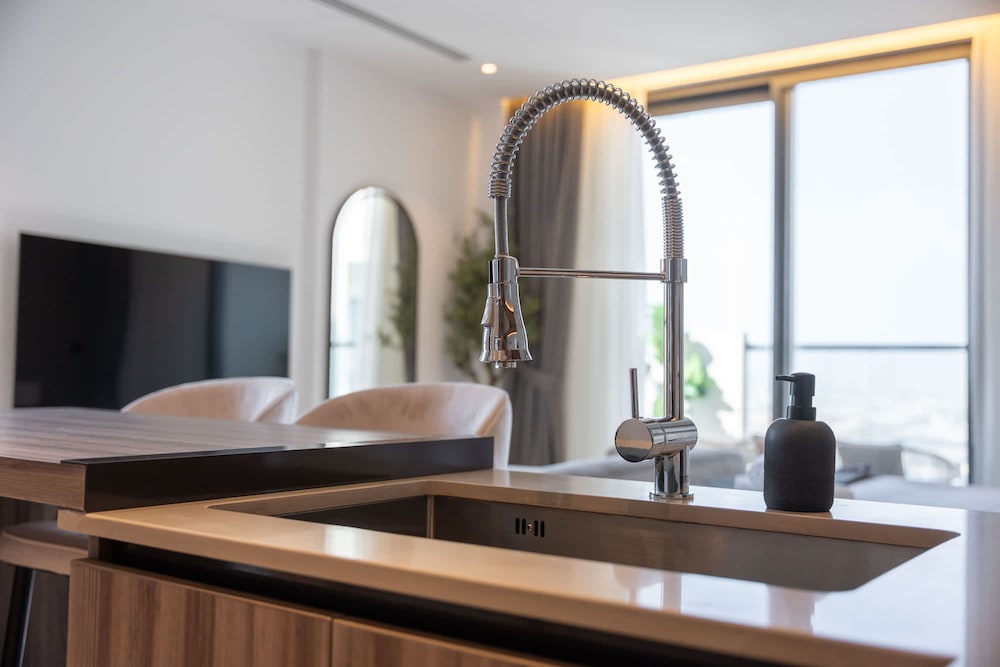 Sleek Studio in Jumeirah Village Triangle