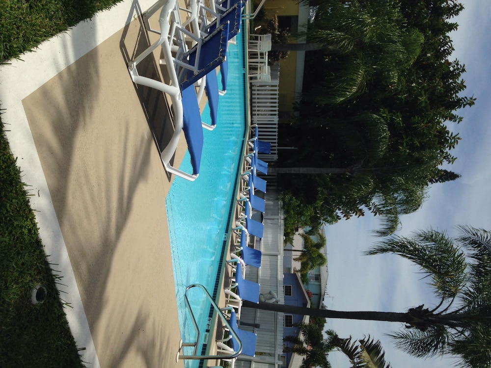Queen's Gate Resort