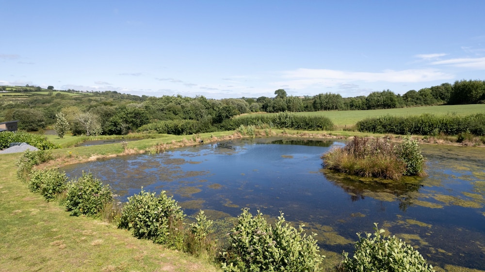 The Duck Pond - Countryside Hot Tub