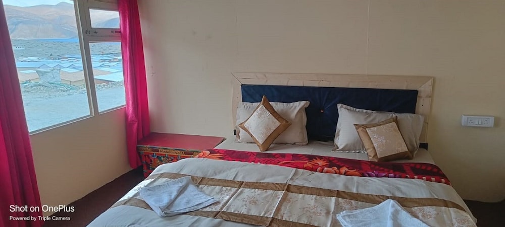 Himalayan Inn Cottages - Pangong Lake