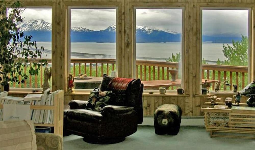 Homer Vacations - Majestic View BB - Property Image 44