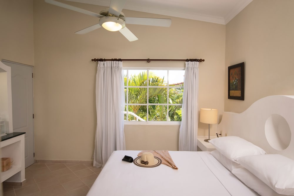Lifestyle Crown Residence Suites - All Inclusive - Property Image 21