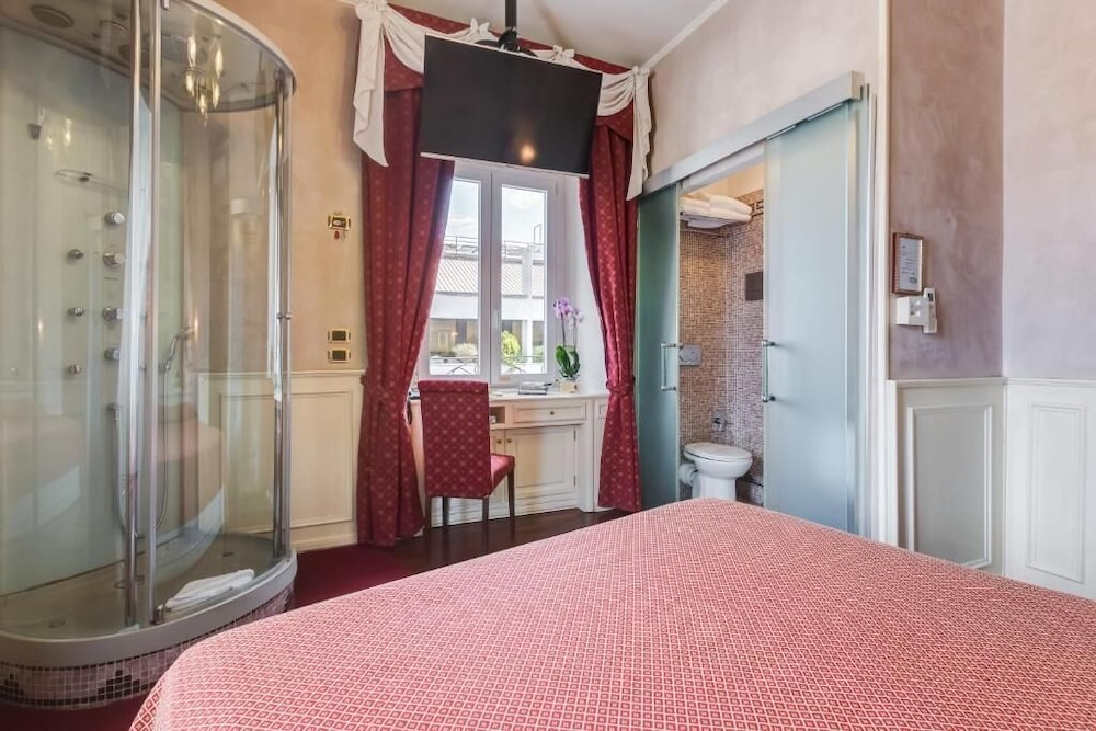 38 Viminale Street Deluxe