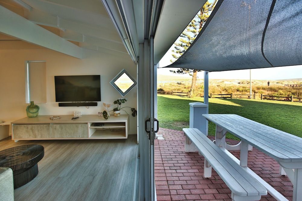 Barefootin, Langebaan 6-sleeper