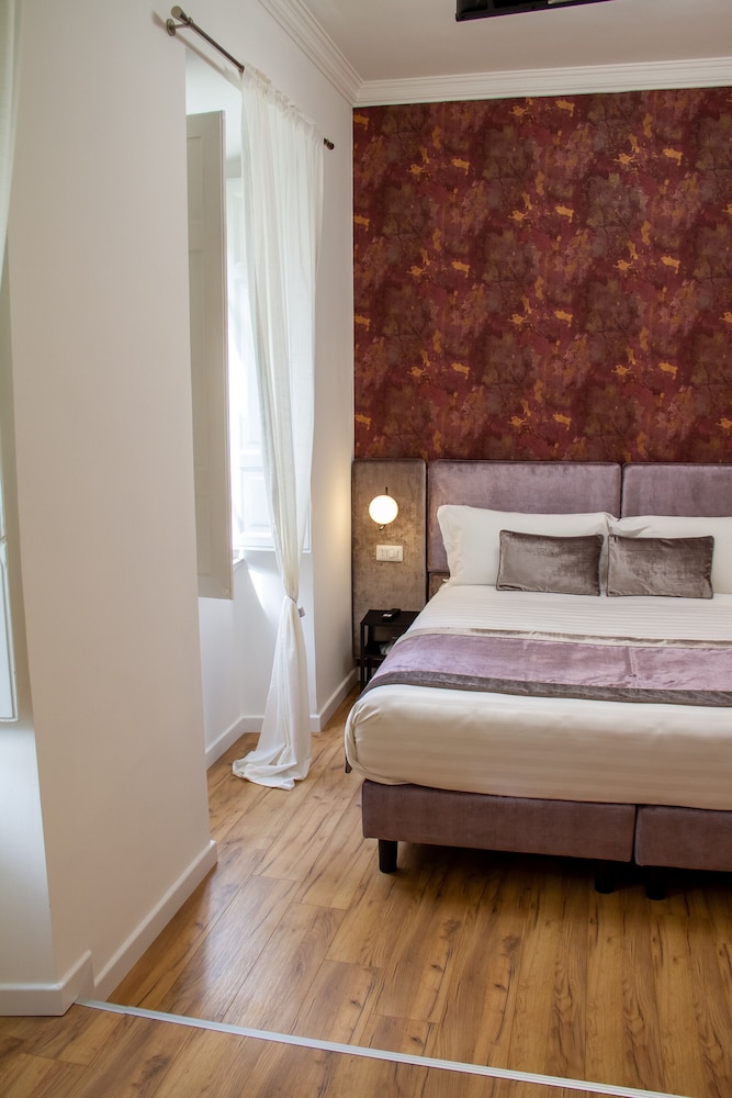 Home at Rome Vatican Suites