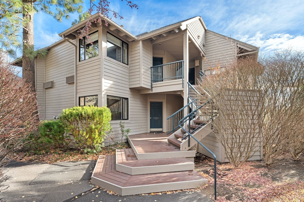River Ridge 323a 1 Bedroom Home