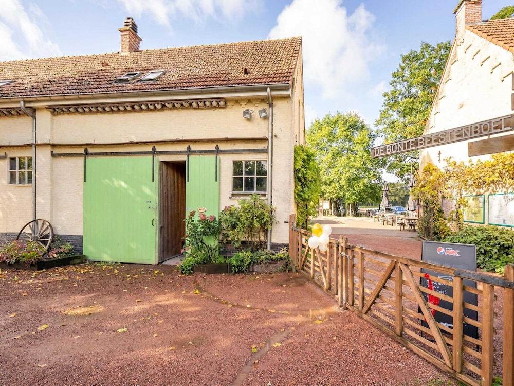 Apartment in Wortel Hoogstraten