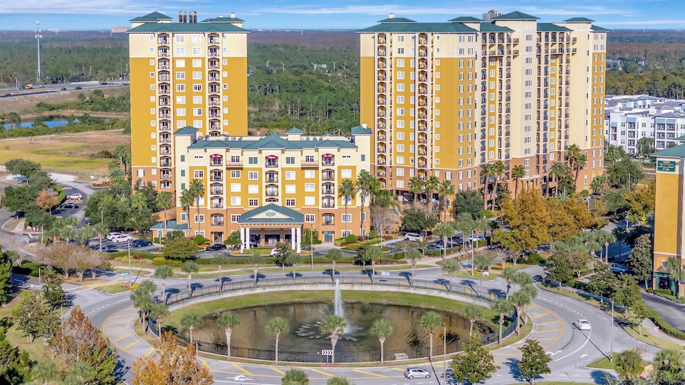 2BR Fireworks View With Pool Spa 5 Minutes to Disney