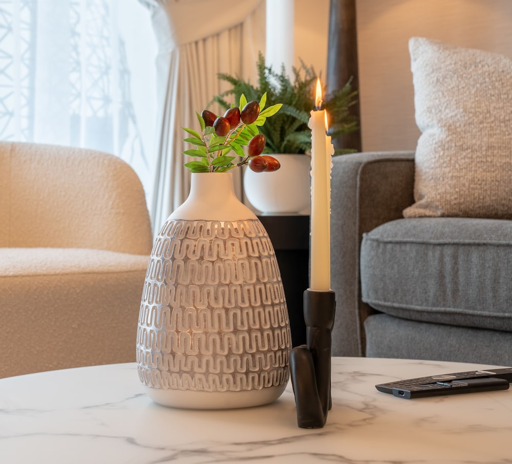 Downtown Luxe 1BR Vibes at Grande