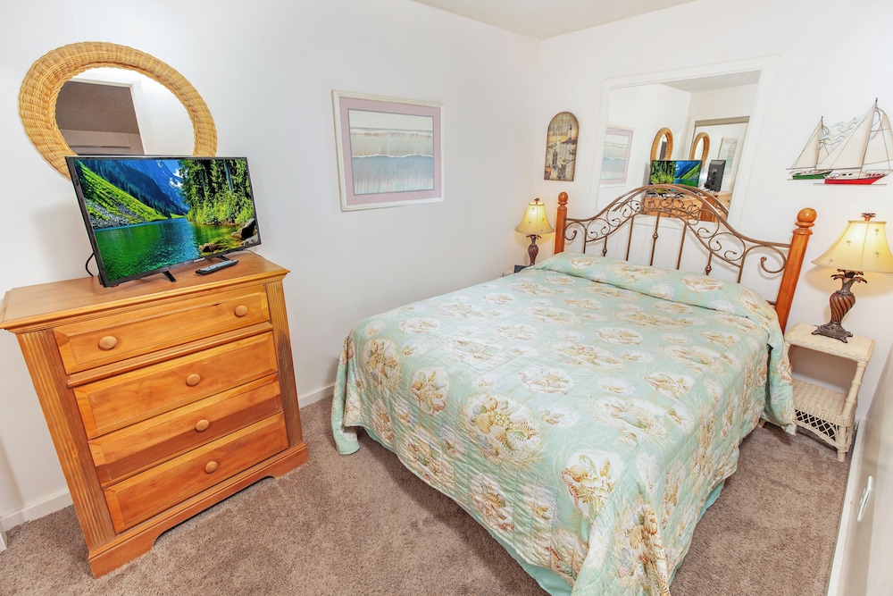 Condos by Beach Vacations North