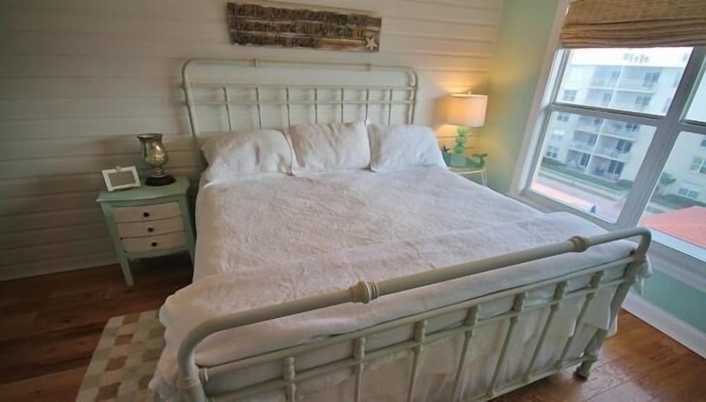 Sea Coast Gardens II 2 Bedroom Condo by Great Ocean Condos