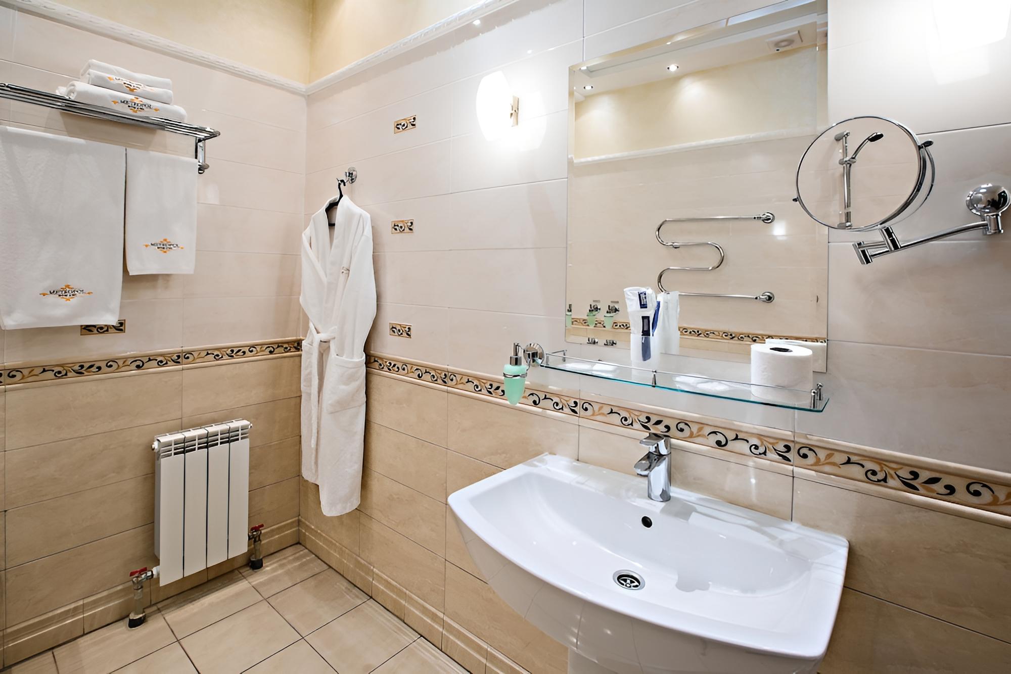 Metropol Hotel