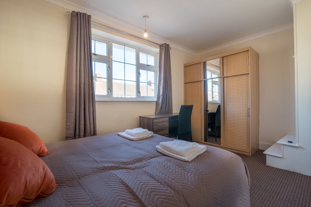 Two bedroom Serviced house