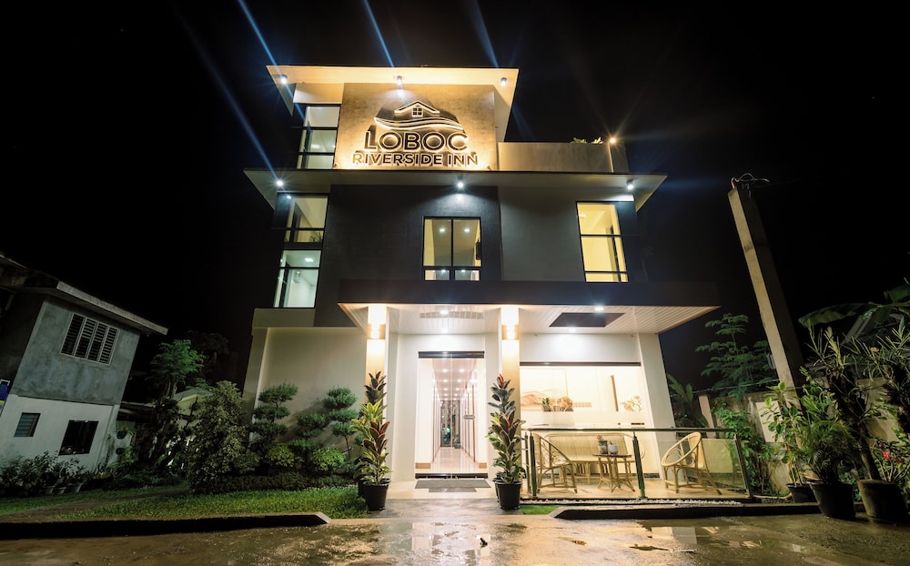 LOBOC RIVERSIDE INN and RESTAURANT
