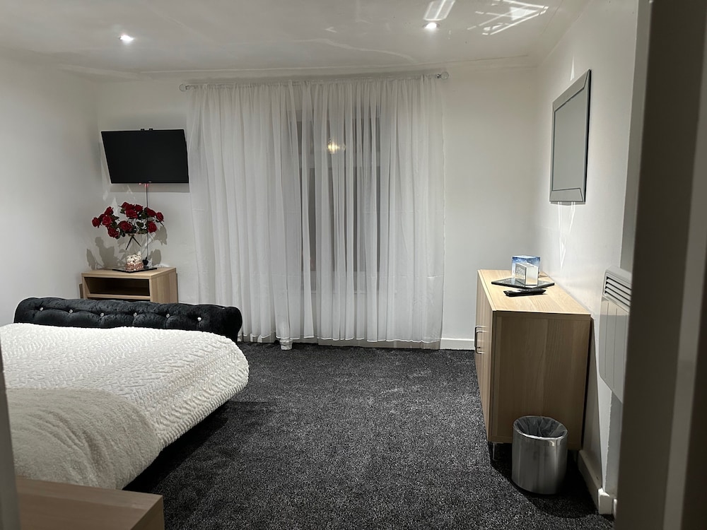 Greatyarmouth-seaside-sleeps6-petfriendly-91ws