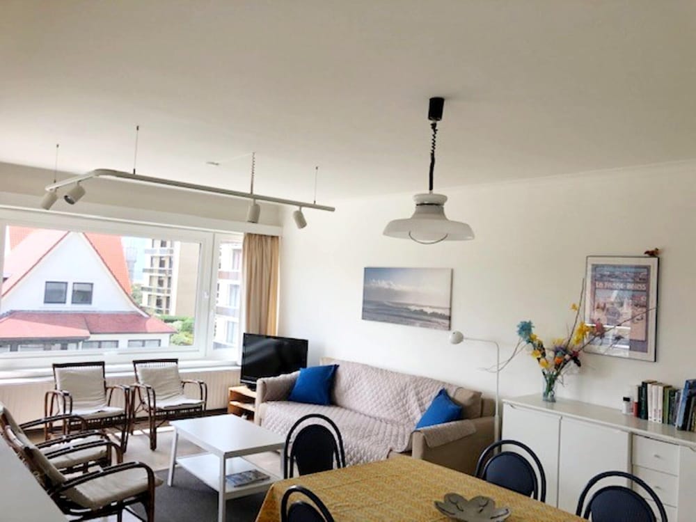 Well-kept Corner Apartment in Koksijde