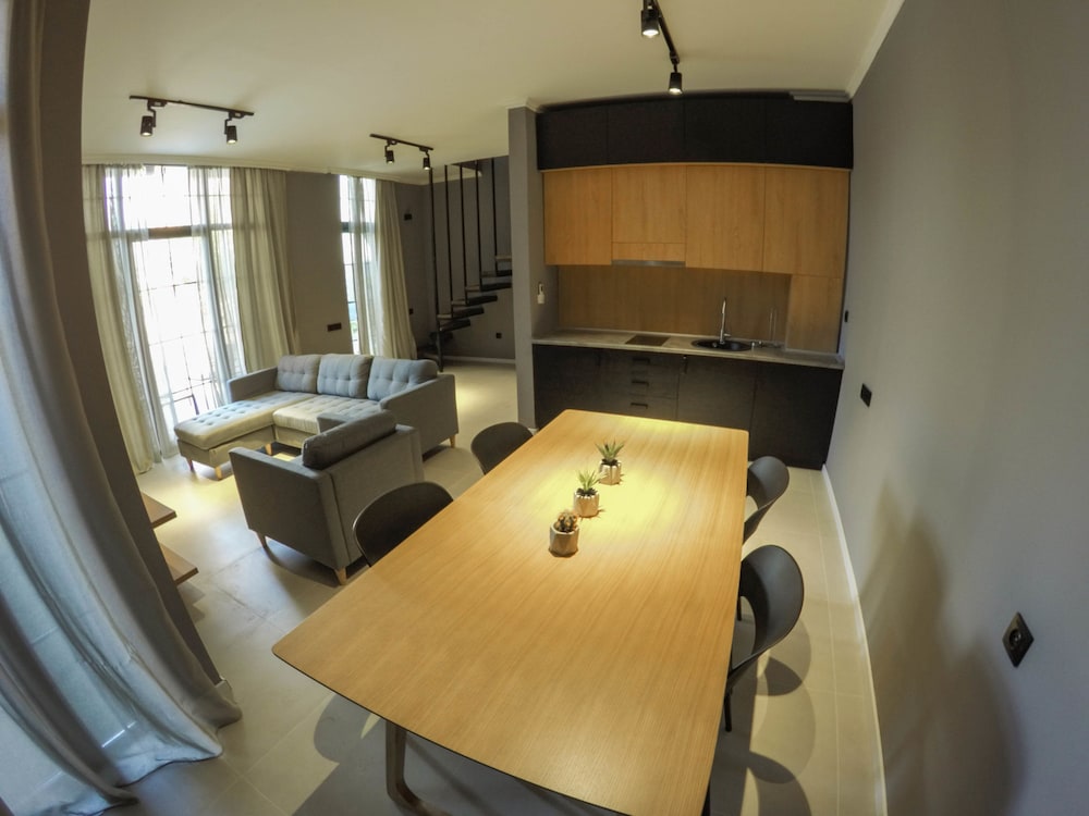 Citron Cottages view 4