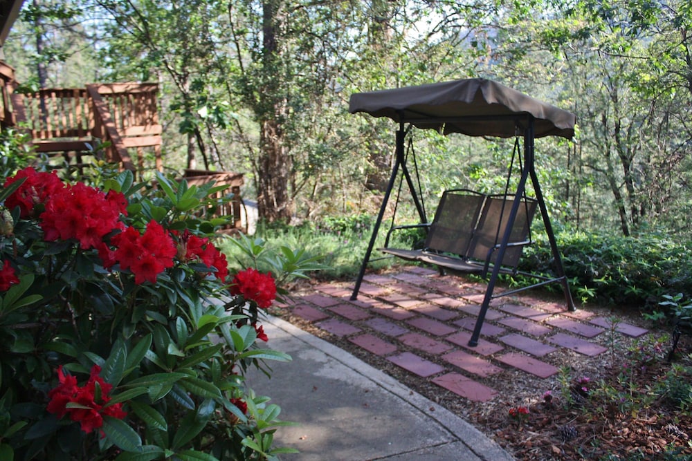 The Inn at Shasta Lake