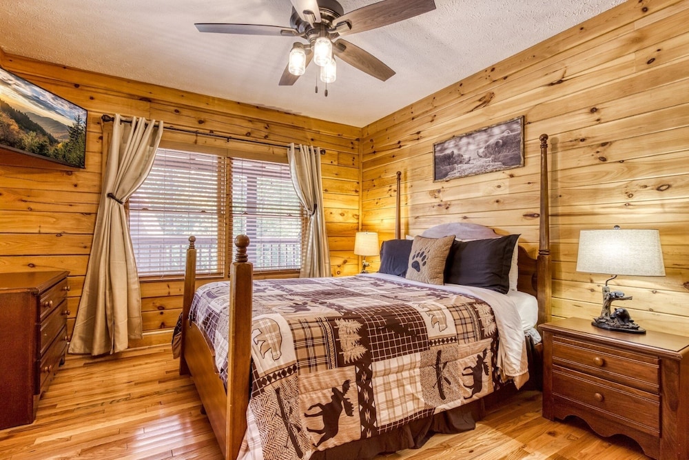 Er80 - Can't Bear To Leave 2 Bedroom Cabin
