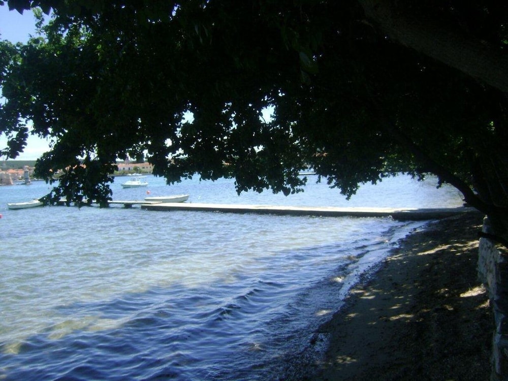 Darko - 30 m From Beach - A4 view 3