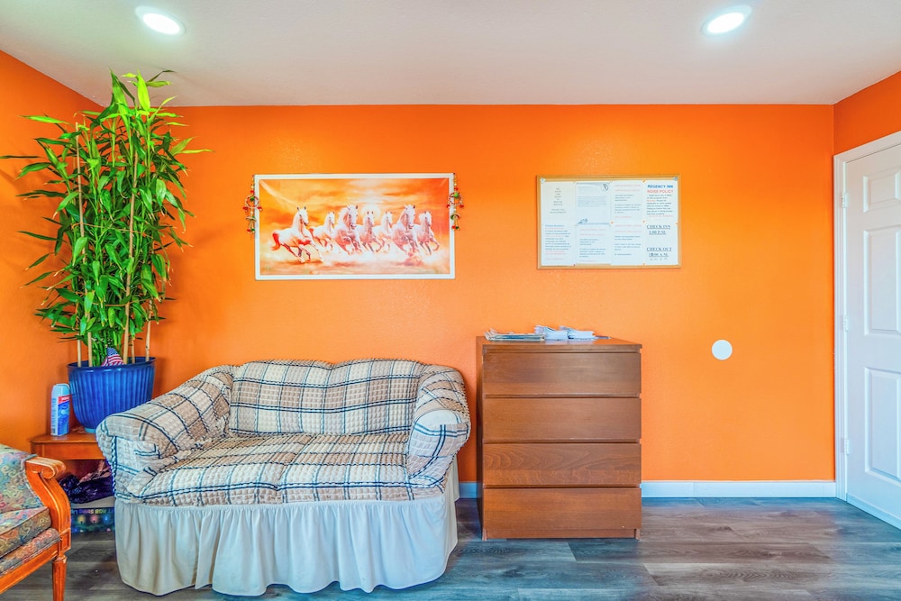 Regency Inn By OYO Rockdale TX