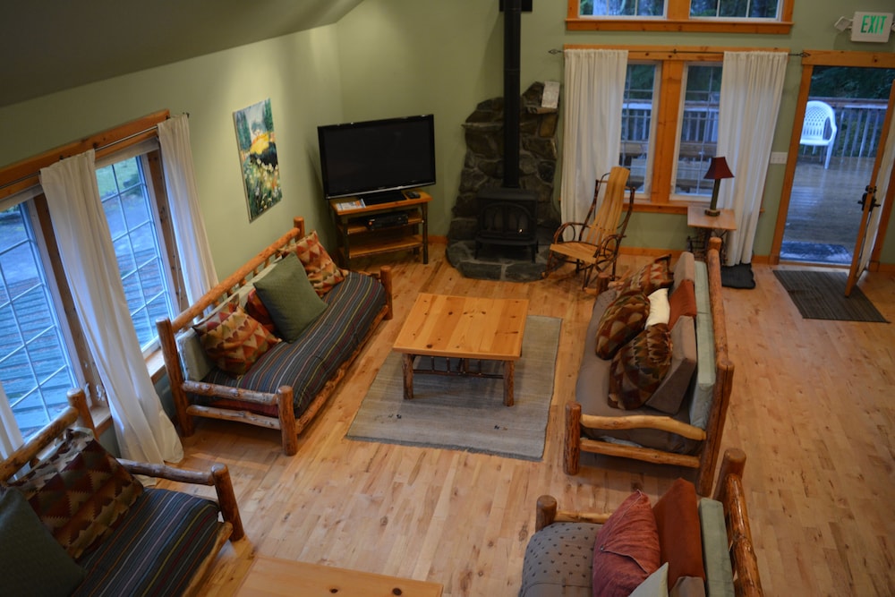 Copper Creek Inn at Mt Rainier