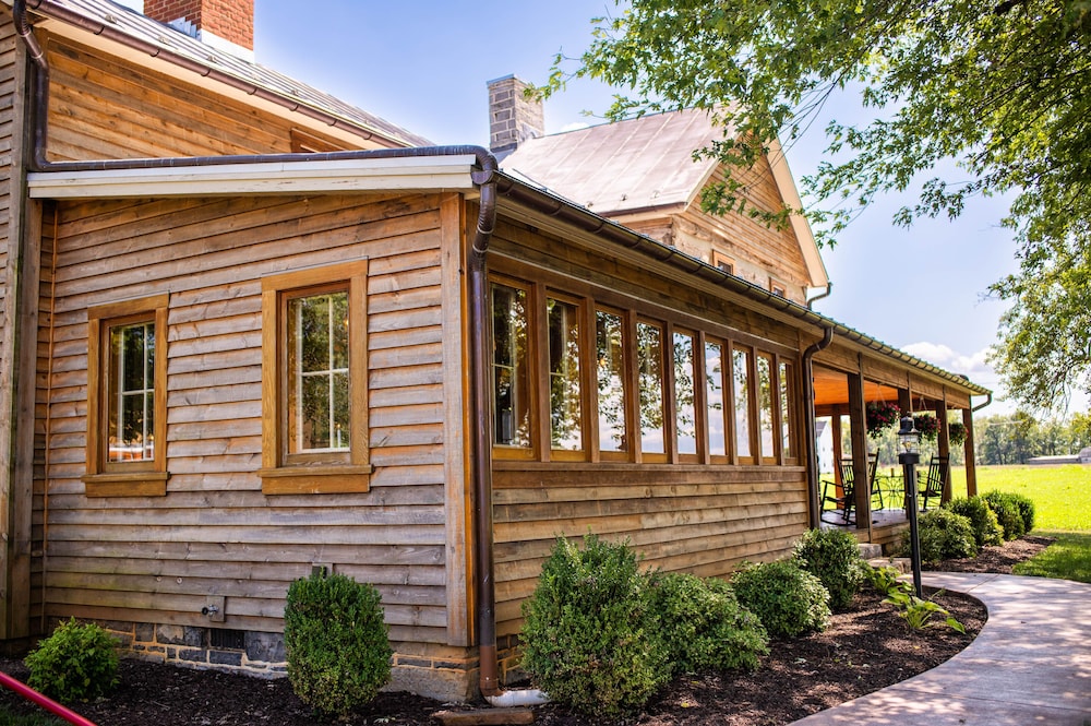 Silver Lake Bed and Breakfast