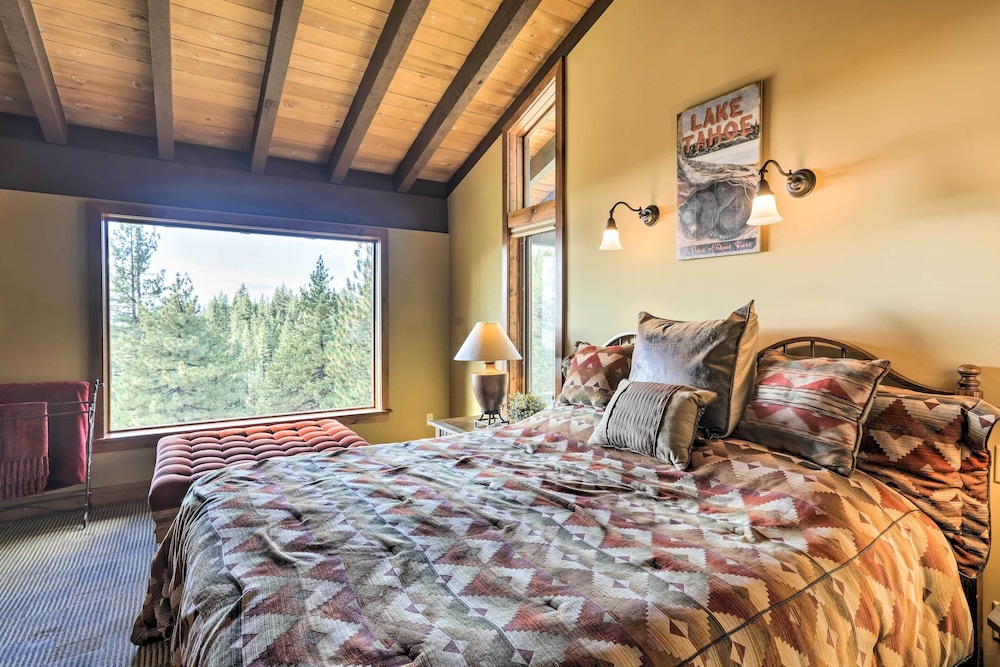 Lake Tahoe Vacations - Incline Village Home w/ Hot Tub Lake Views! - Property Image 17