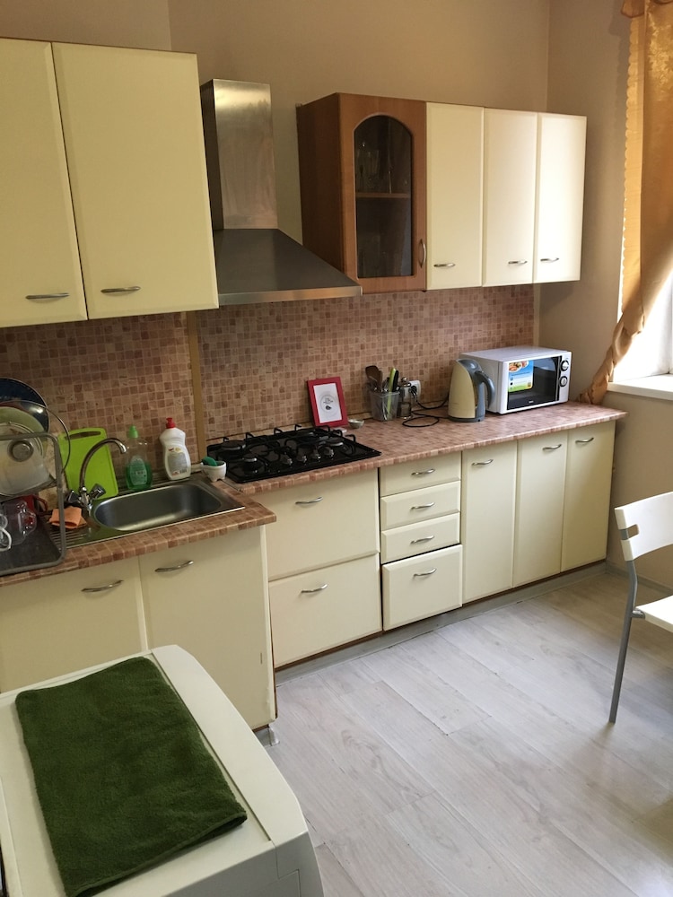 Guest House on Marata