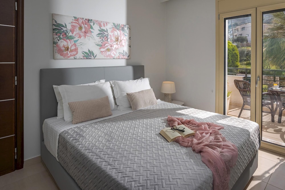 Villa Melissa by Estia view 3