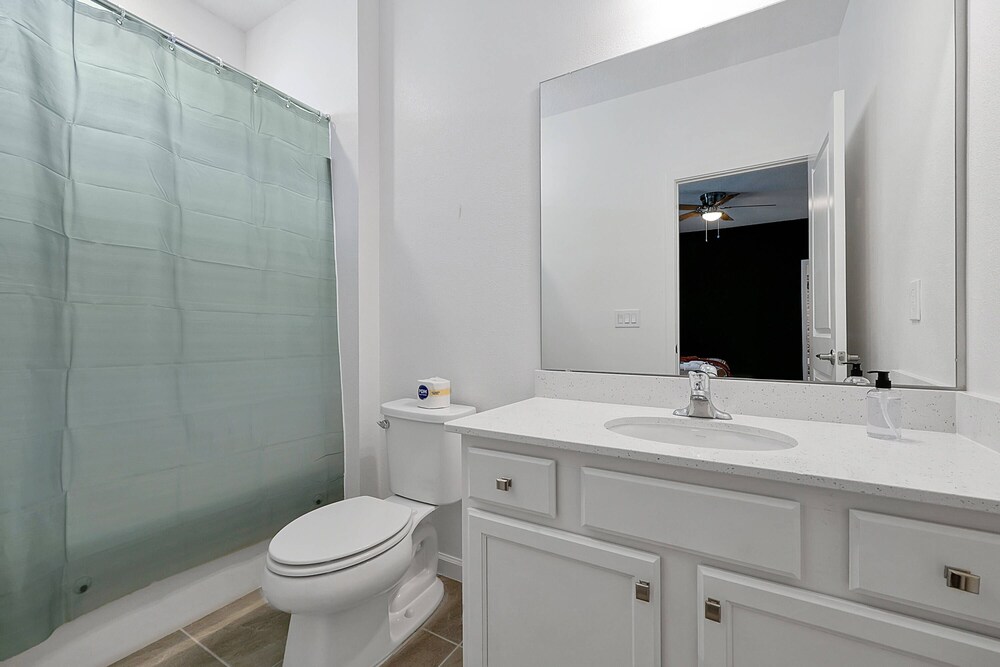 Luxury and Sophisticated 15 BR Ensuite