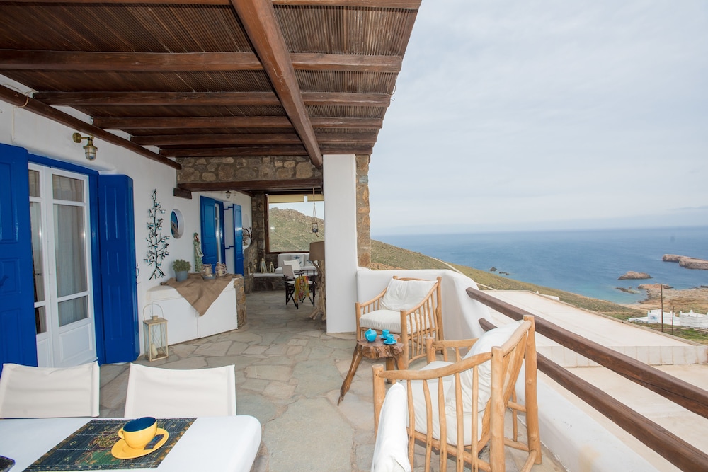 Sea Breeze Balcony of Mykonos